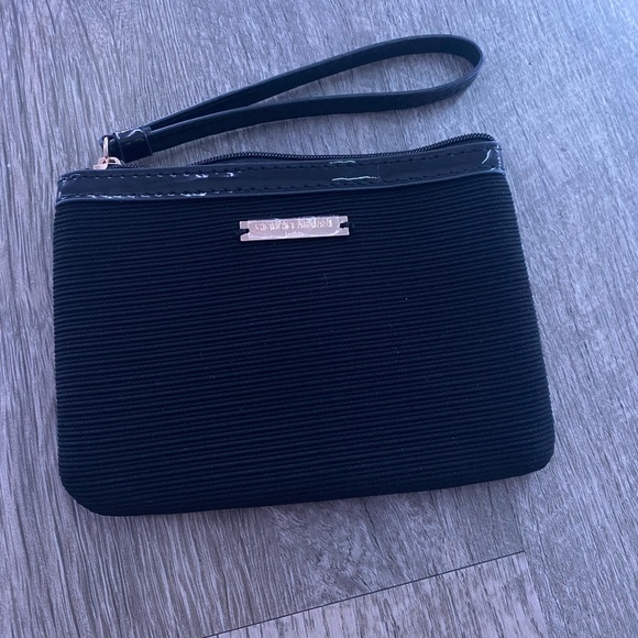 Giorgio Armani Handbags - GIORGIO ARMANI WRISTLET